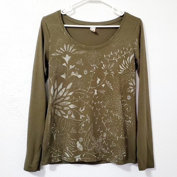 Lucy Tops - Sale 4/$30 Lucy Activewear Olive Green Top Women's Size Medium